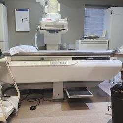 Touchstone Imaging North Austin - No grip bars, nothing for balance, nothing to assist in the transfer. It doesn't lower at all.