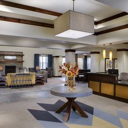 Prairie House Assisted Living and Memory Care - Front lobby