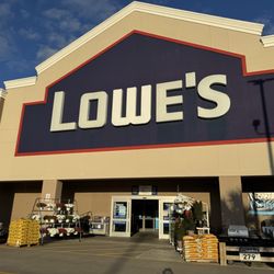 Lowe's Home Improvement - Front of store