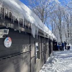 Laurel Ridge Cross Country Ski Center - Hut