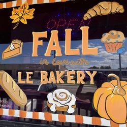 Le Bakery - Outside artwork