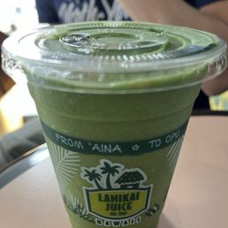 Yummy mango green juice