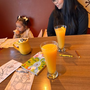 Snooze, an A.M. Eatery - Oj Mimosas & kid menu - Breakfast & Brunch Near Me - Westminster, Colorado