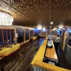 The Gold Leaf - Sales bar