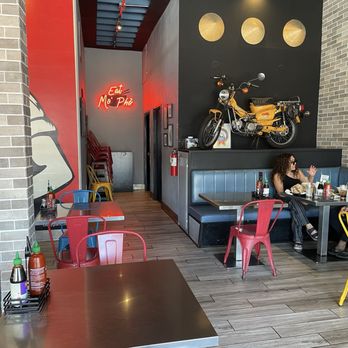 Shank & Bone - Inside - Vietnamese Near Me - San Diego, California