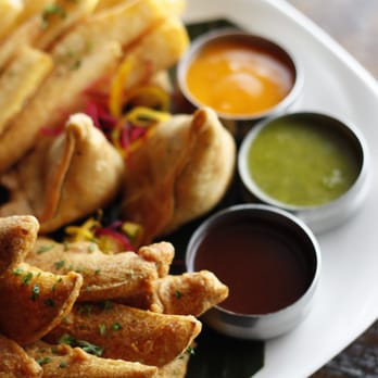 Vaades - Appy Sampler- Appetizer - Indian Near Me - Langley, British Columbia