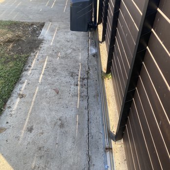 La Gates - Even reinforced the sliding rail - Fences & Gates Near Me La Gates - Even reinforced the sliding rail - Fences & Gates Near Me