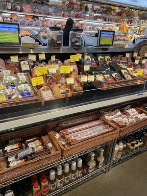 Nino Salvaggio International Marketplace by null