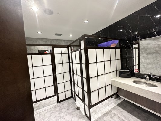 Mihana Japanese Bistro & Bar by null