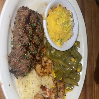 Cheddar's Scratch Kitchen - Top Sirloin Steak & Shrimp - Comfort Food Near Me - Corpus Christi, Texas