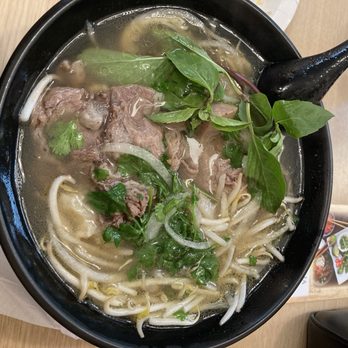 iPho - Combo beef noodle soup - Vietnamese Near Me - Anaheim, California