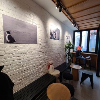 Koré Coffee - Interior and seating. - Coffee & Tea Near Me - New York, New York