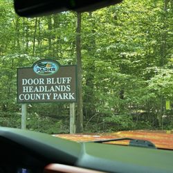 Door Bluff Headlands County Park - Parking area
