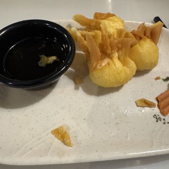 Mimosa - Crab Rangoon (minus the 3 I inhaled!) ‍ - Asian Fusion Near Me - Springfield, Illinois