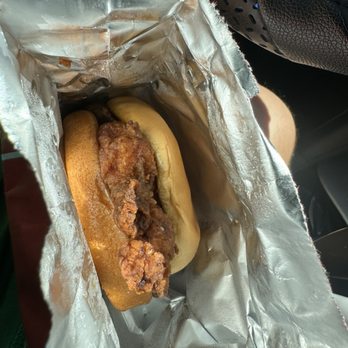 Chick-fil-A - Spicy Chicken Sandwich - Fast Food Near Me - Orlando, Florida Chick-fil-A - Spicy Chicken Sandwich - Fast Food Near Me - Orlando, Florida