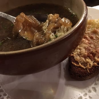 Le Basilic - Onion soup they hubby absolutely loved! - French Near Me - Paris, 75 Le Basilic - Onion soup they hubby absolutely loved! - French Near Me - Paris, 75