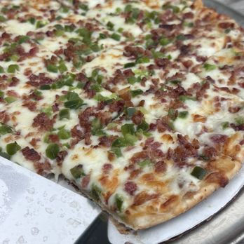 Upper Hand Brewery - Green Bay pie - try the Jalapeño Popper! - Breweries Near Me - Escanaba, Michigan