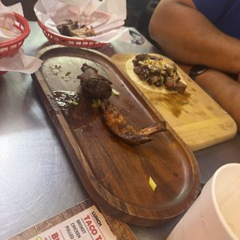 Hate Mondays Tavern - What was left of the Smoked Whole Wings (5 Wings) - Barbeque Near Me - Miami, Florida