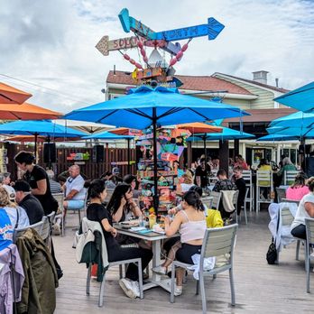 Lobsta Land - Huge patio - Seafood Near Me - Gloucester, Massachusetts Lobsta Land - Huge patio - Seafood Near Me - Gloucester, Massachusetts