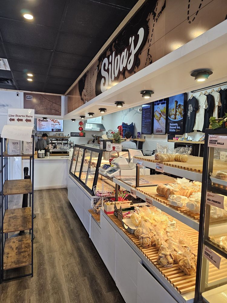 Silva's Bakery Naples Logo