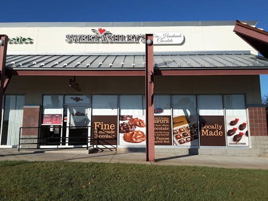 SWEET ASHLEY’S Updated September 2024 26 Photos & 16 Reviews 70