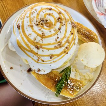 Cake de Partie - Salted Caramel pancakes - Coffee & Tea Near Me - San Diego, California
