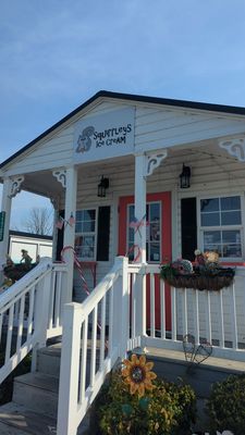 Squirrleys Ice Cream