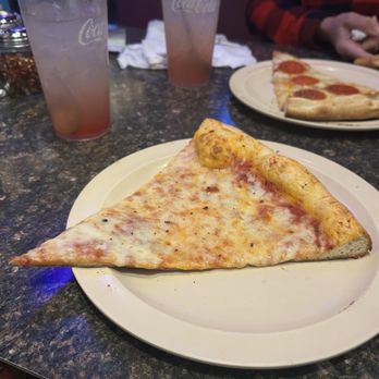 Metro Espresso Pizza - CHEESE PIZZA SLICE - Pizza Near Me - Orlando, Florida Metro Espresso Pizza - CHEESE PIZZA SLICE - Pizza Near Me - Orlando, Florida