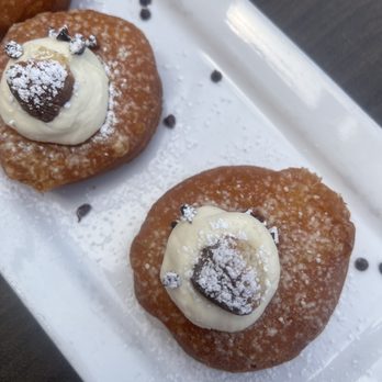 Hash Kitchen - Cannoli - Breakfast & Brunch Near Me - Chandler, Arizona