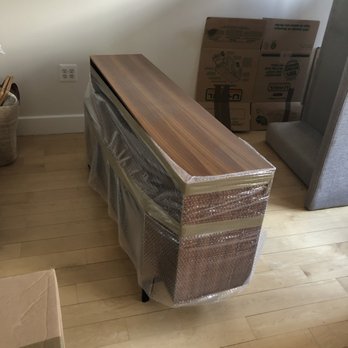 Right Touch Movers - $100 for triple wrap and now we have scratches on our brand new tv cabinet - Movers Near Me - Fresh Meadows, New York