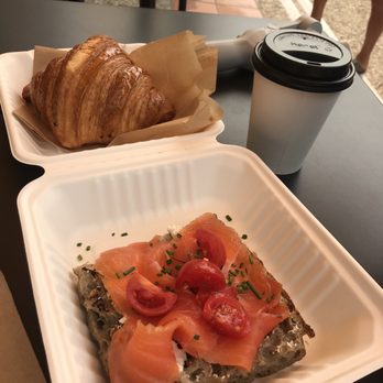 Bree'osh - Montecito - Salmon Tartine - Coffee & Tea Near Me - Santa Barbara, California