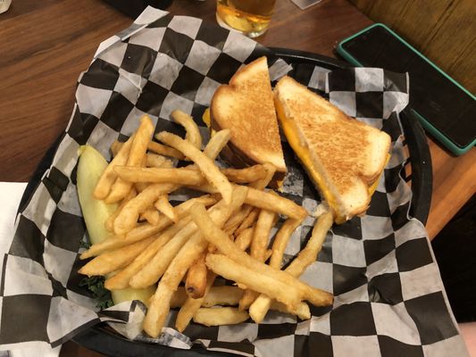 Henry's Restaurant by null