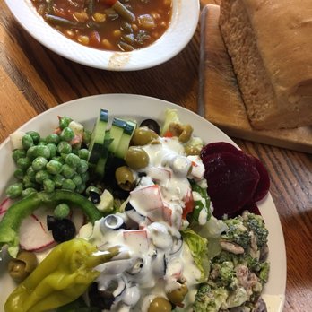 Sam's Original Restaurant - Vegetable soup & salad - Barbeque Near Me - Fairfield, Texas Sam's Original Restaurant - Vegetable soup & salad - Barbeque Near Me - Fairfield, Texas