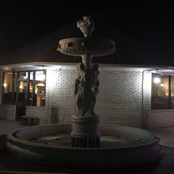 Sol Del Mar Mexican Bar and Grill - Outdoor fountain - Bars Near Me - Tuscola, Illinois