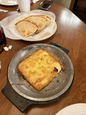 Niki's Pizza by null