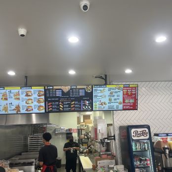 Holdaak Fried Chicken - Service - Chicken Shop Near Me - Corona, California Holdaak Fried Chicken - Service - Chicken Shop Near Me - Corona, California