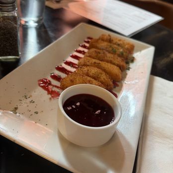 The Mill House - Brie Bites w/Raspberry Jam - Cocktail Bars Near Me - Lufkin, Texas