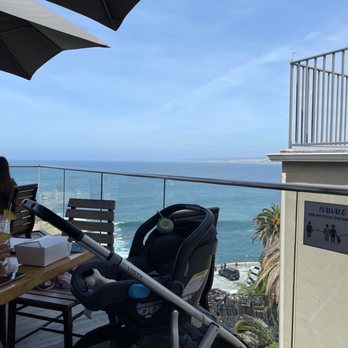 Duke's La Jolla - Beautiful view bad service - New American Near Me - La Jolla, California Duke's La Jolla - Beautiful view bad service - New American Near Me - La Jolla, California
