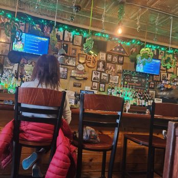 Colony Grill - Bar - Pizza Near Me - Stamford, Connecticut Colony Grill - Bar - Pizza Near Me - Stamford, Connecticut
