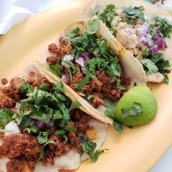 Taconooga - Tacos al pastor (ruined bc of no flavor) and the driest chicken tacos ever! - Mexican Near Me - Chattanooga, Tennessee Taconooga - Tacos al pastor (ruined bc of no flavor) and the driest chicken tacos ever! - Mexican Near Me - Chattanooga, Tennessee