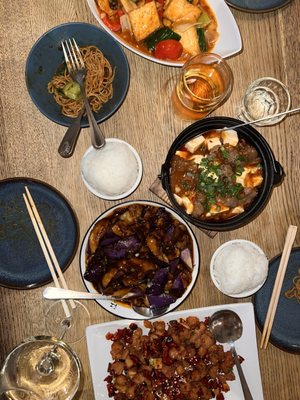 HUPO琥珀 | Best Szechuan Food in LIC by null