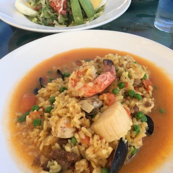 Geoffrey's Malibu - seafood paella - Seafood Near Me - Malibu, California Geoffrey's Malibu - seafood paella - Seafood Near Me - Malibu, California