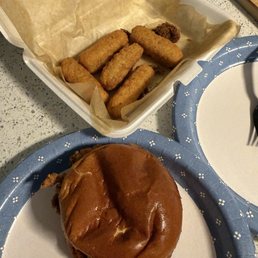 Original sandwich and cheese sticks Original sandwich and cheese sticks