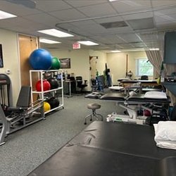 Select Physical Therapy - Wesley Chapel