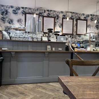 maman - Inside counter - Coffee & Tea Near Me - New York, New York