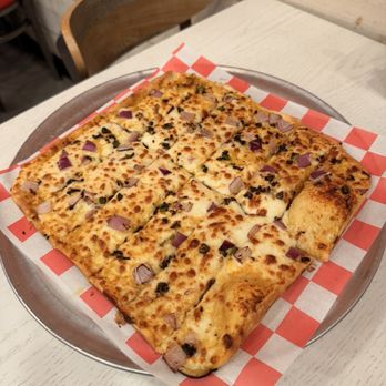 Pizza Twist - Curry Masala Bread - Pizza Near Me - Cherry Hill, New Jersey Pizza Twist - Curry Masala Bread - Pizza Near Me - Cherry Hill, New Jersey