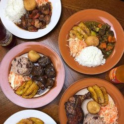 Mama D'S Jamaican Cuisine