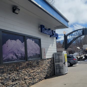 Spirit Food Mart - Outside Handy shop? - Gas Stations Near Me - Weed, California Spirit Food Mart - Outside Handy shop? - Gas Stations Near Me - Weed, California