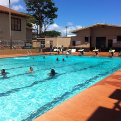 Waimea Swimming Pool - Looking from da shallow end to da DEEP :)