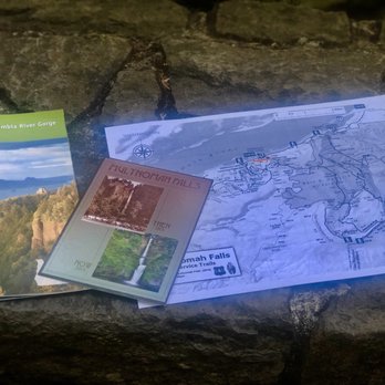 Multnomah Falls - Hiking map - Hiking Near Me - Bridal Veil, Oregon Multnomah Falls - Hiking map - Hiking Near Me - Bridal Veil, Oregon